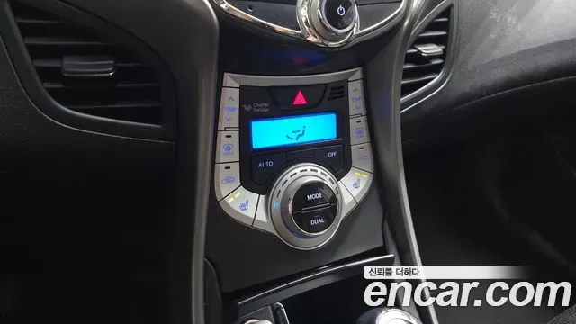 Hyundai Avante MD, 2011 — фото 17