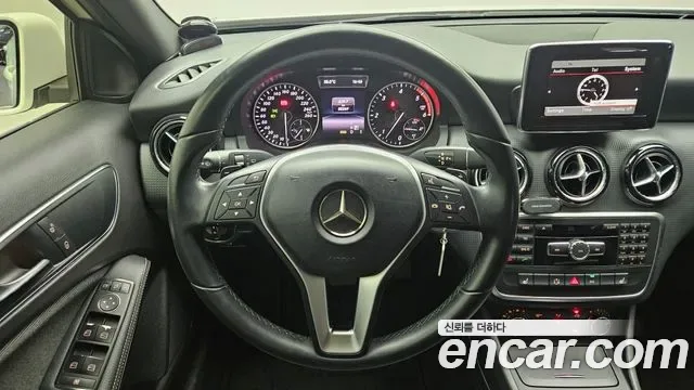 Mercedes-Benz A-Class W176, 2013 — фото 13