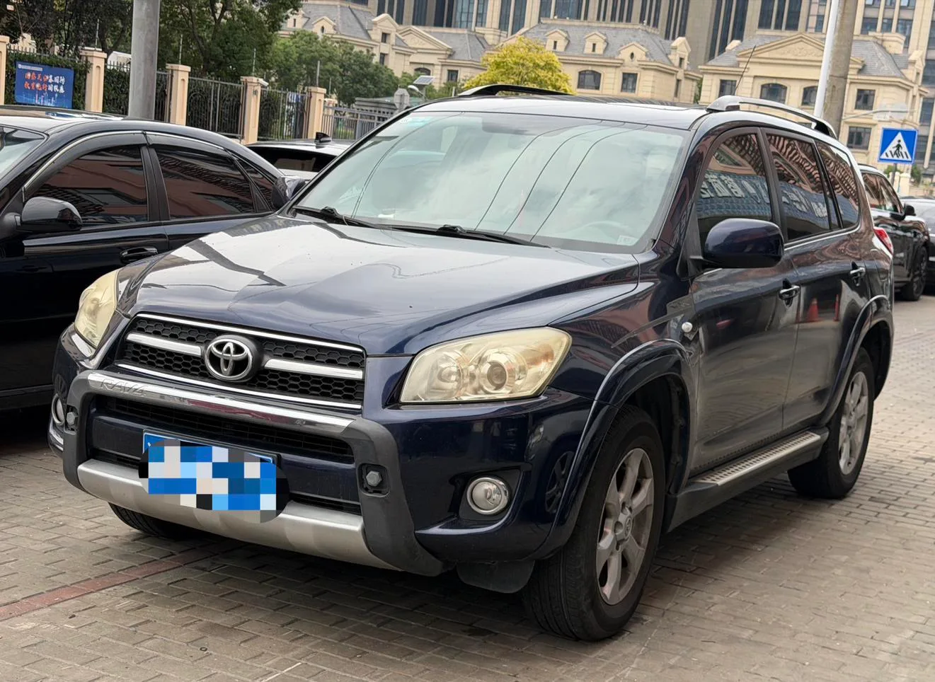 Toyota RAV4 Rongfang
