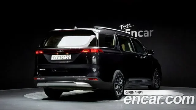 Kia Canival Carnival, 2023 — фото 2