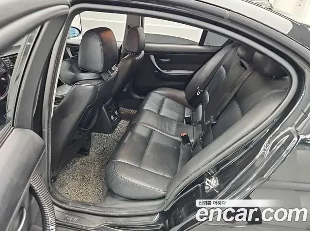 BMW 3-Series E90, 2005 — фото 12