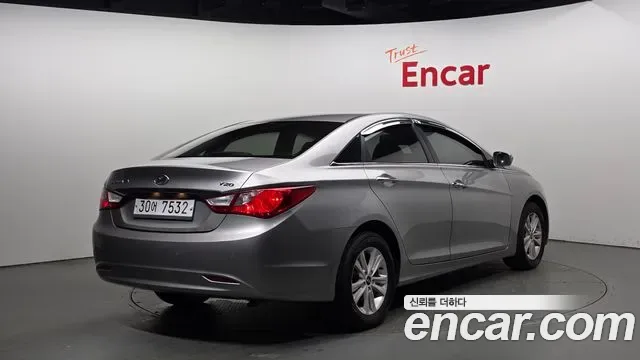 Hyundai Sonata YF Sonata, 2010 — фото 2