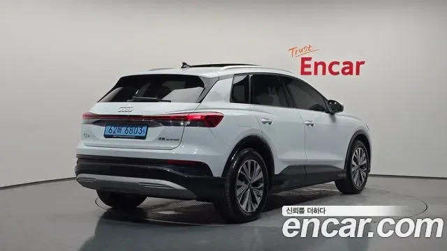 Audi Q4 E-Tron F4, 2025 — фото 2