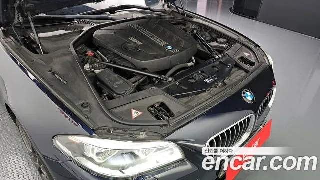 BMW 5-Series F10, 2013 — фото 6