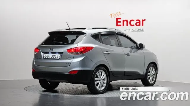Hyundai Tucson ix, 2010 — фото 2