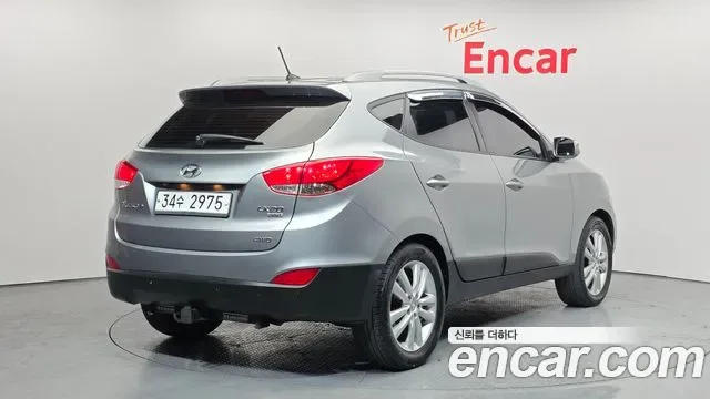 Hyundai Tucson ix, 2011 — фото 2
