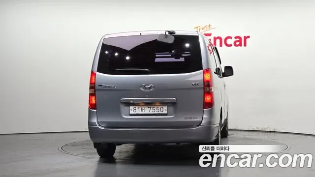 Hyundai Starex Grand Starex, 2012 — фото 4