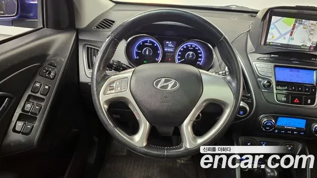 Hyundai Tucson ix, 2010 — фото 13