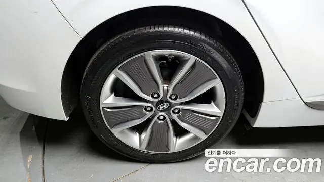Hyundai Ioniq Ionic Hybrid, 2016 — фото 5