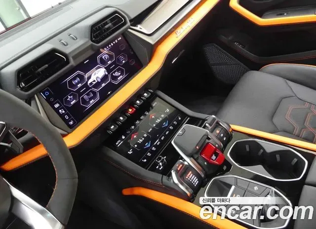 Lamborghini Urus, 2026 — фото 14
