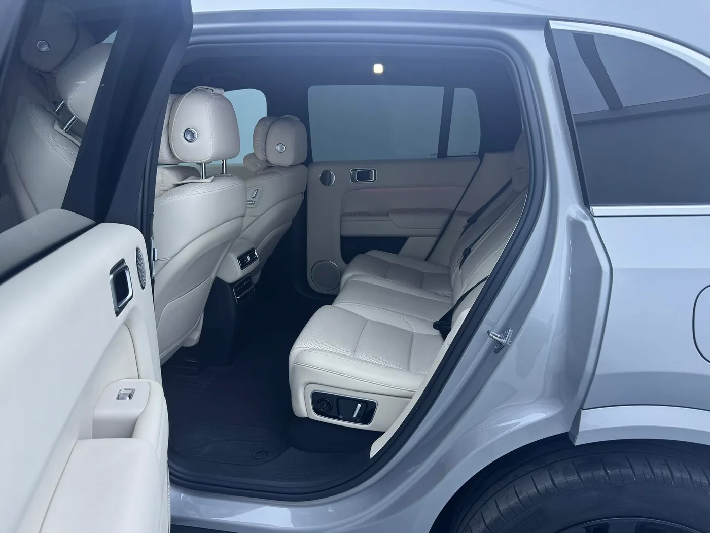 Li Auto Ideal L7, 2023 — фото 13