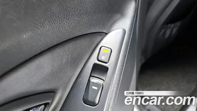Hyundai Tucson ix, 2011 — фото 19