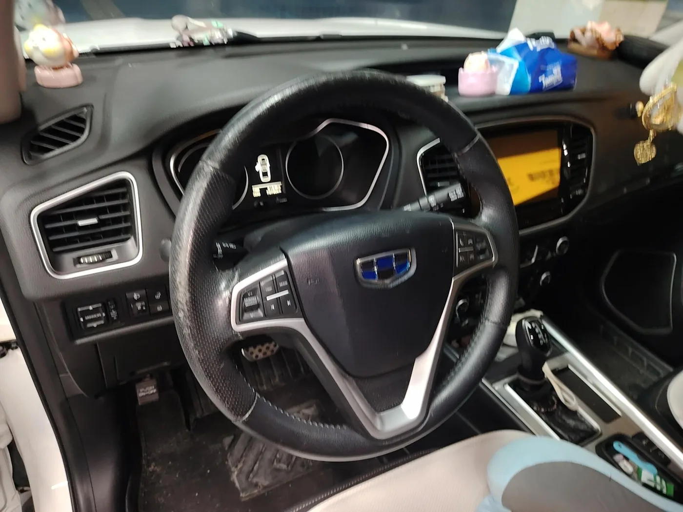 Geely Vision X6, 2016 — фото 7