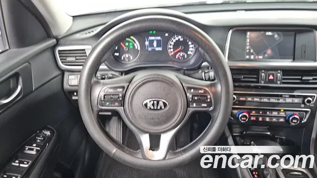 Kia K5 Hybrid, 2016 — фото 13