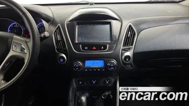 Hyundai Tucson ix, 2012 — фото 19