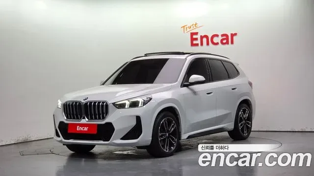 BMW X1 U11