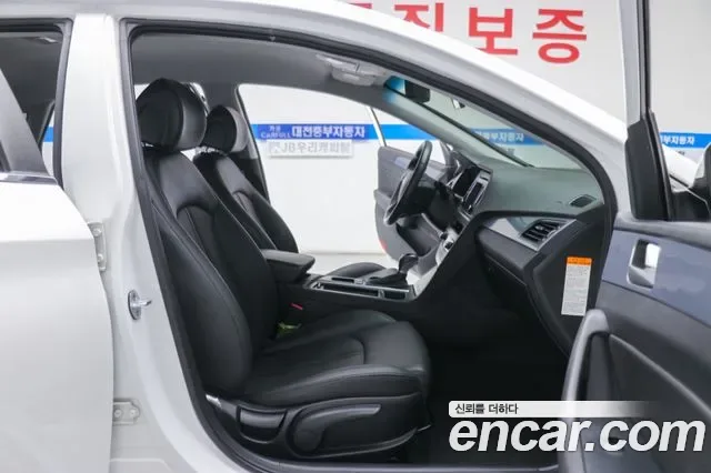 Hyundai Sonata LF Sonata Hybrid, 2016 — фото 10