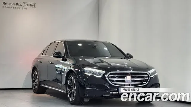 Mercedes-Benz E-Class W214
