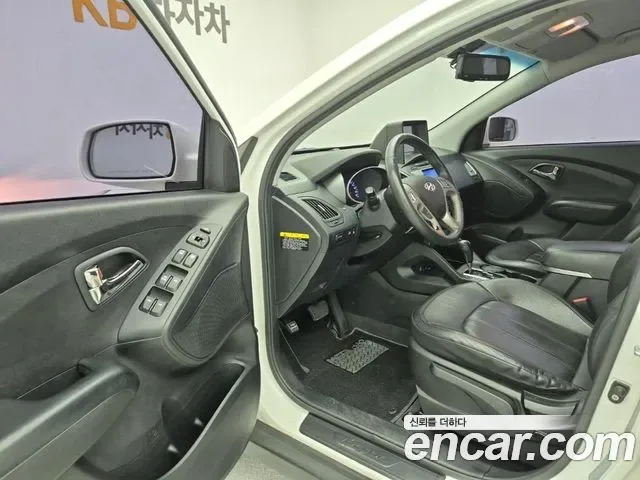 Hyundai Tucson ix, 2012 — фото 16
