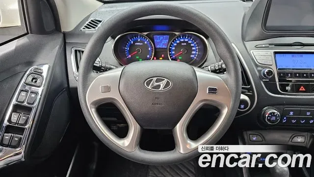 Hyundai Tucson ix, 2010 — фото 13