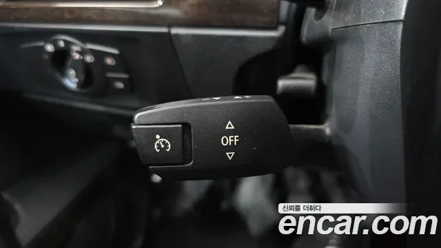 BMW 3-Series E90, 2013 — фото 18