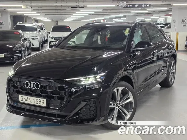 Audi Q8 4M