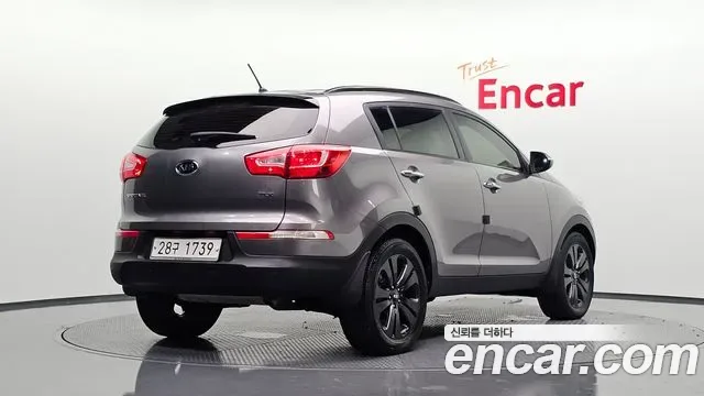 Kia Sportage, 2010 — фото 2
