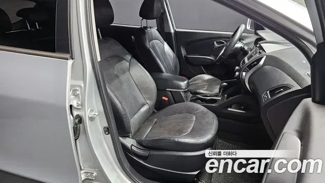 Hyundai Tucson ix, 2011 — фото 10