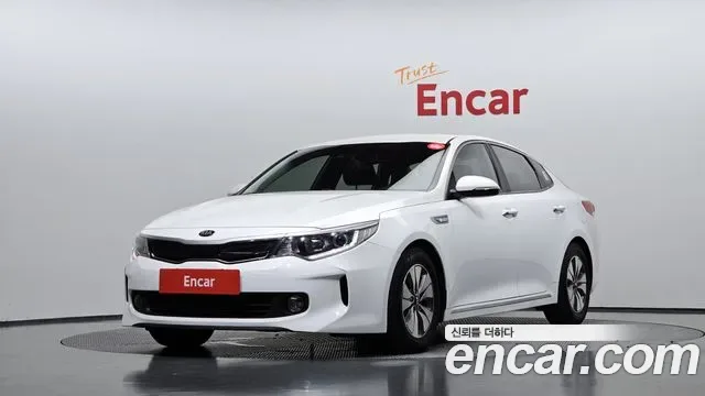 Kia K5 Hybrid