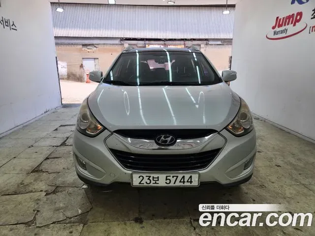 Hyundai Tucson ix, 2011 — фото 2
