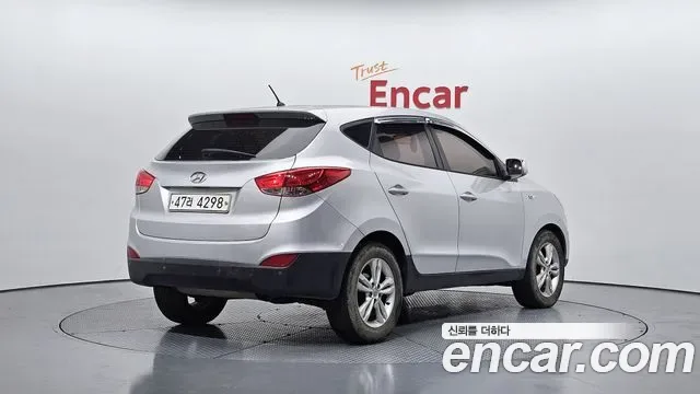 Hyundai Tucson ix, 2010 — фото 2