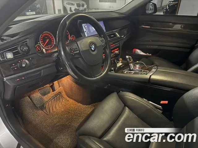 BMW 7-Series F01, 2010 — фото 7