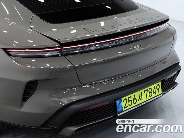Porsche Taycan Tycan, 2025 — фото 12