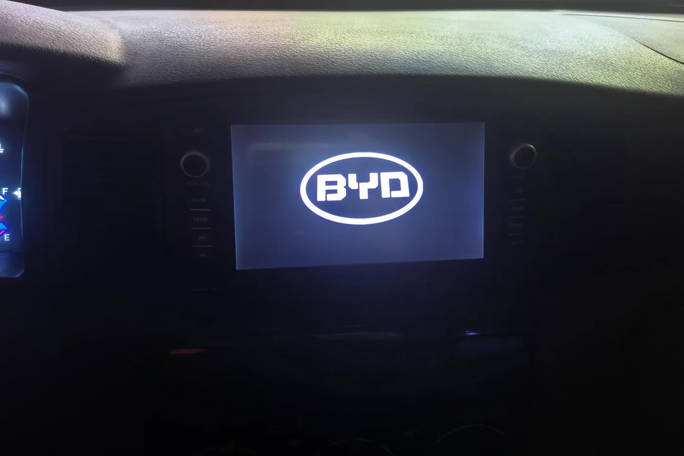 BYD F3, 2014 — фото 15