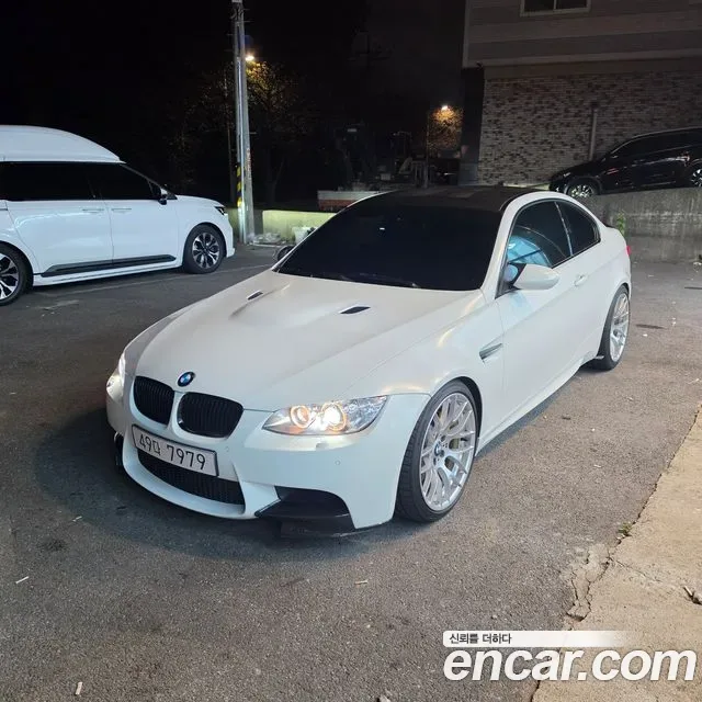 BMW M3 E90