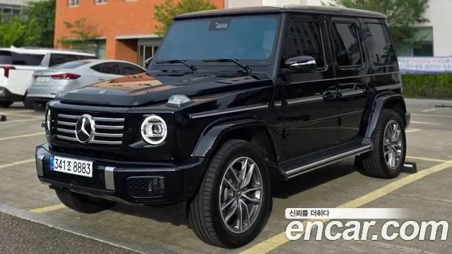 Mercedes-Benz G-Class W465