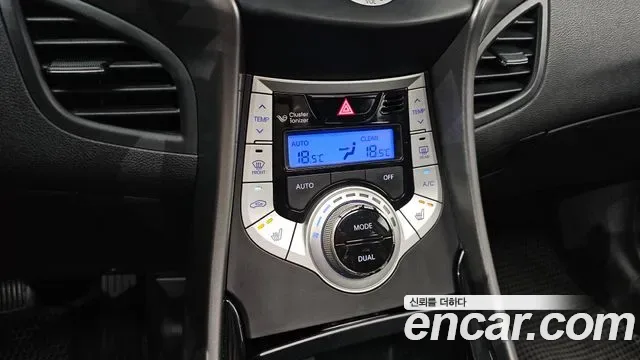 Hyundai Avante MD, 2010 — фото 17
