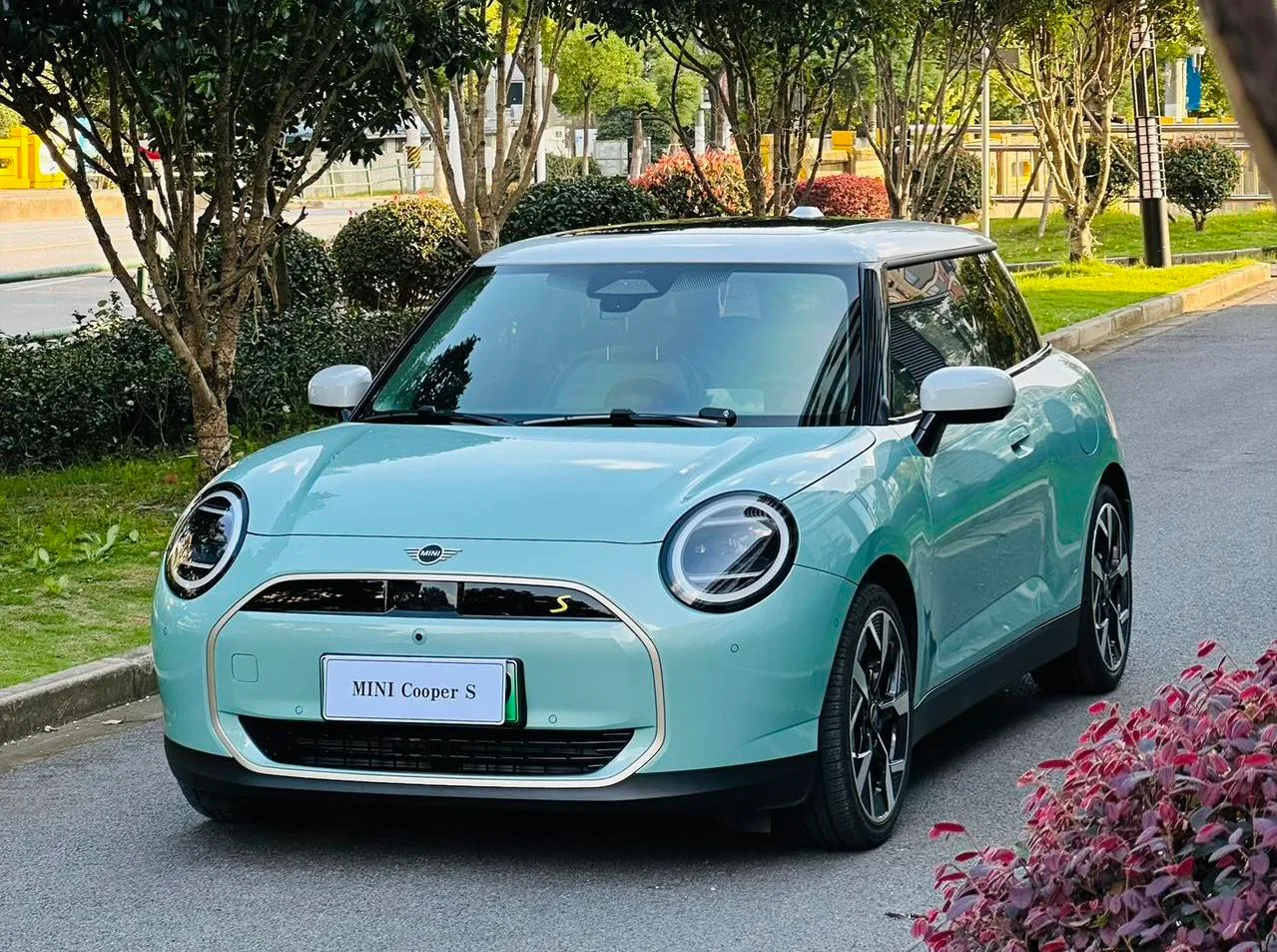 MINI ELECTRIC MINI COOPER