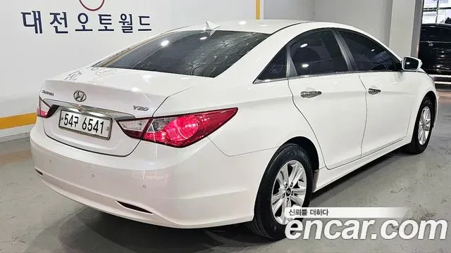 Hyundai Sonata YF Sonata, 2010 — фото 6