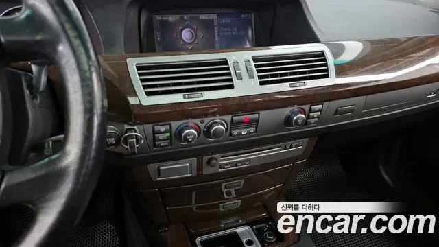 BMW 7-Series E65, 2005 — фото 14