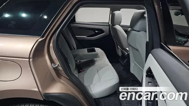 Land Rover Range Rover Evoque, 2025 — фото 12