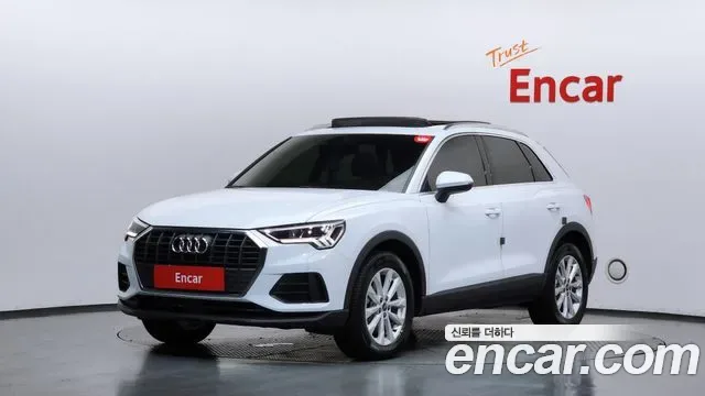 Audi Q3 F3