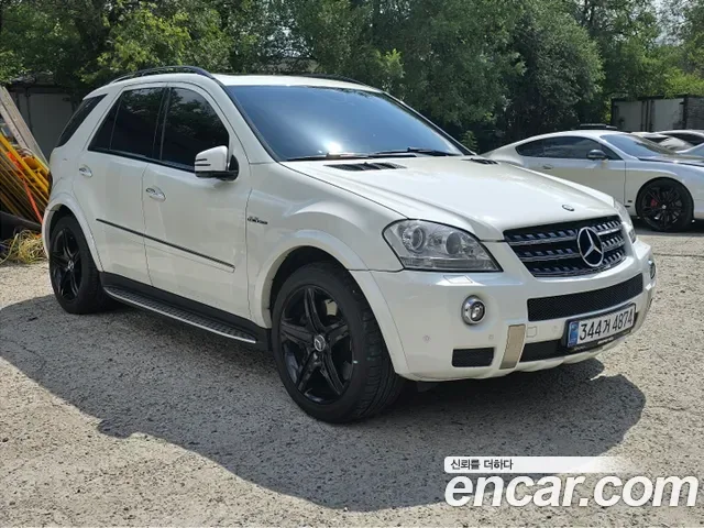 Mercedes-Benz M-Class W164