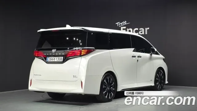 Toyota Alphard Alpad, 2025 — фото 2