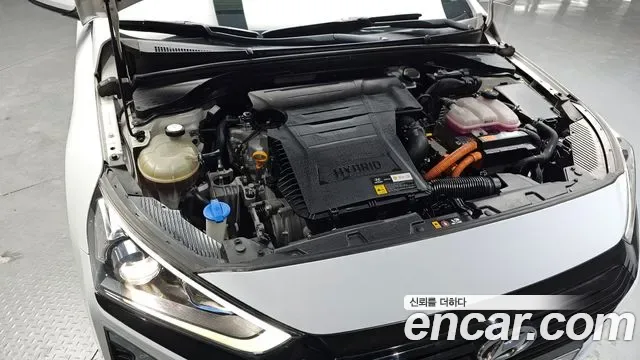 Hyundai Ioniq Ionic Hybrid, 2016 — фото 6