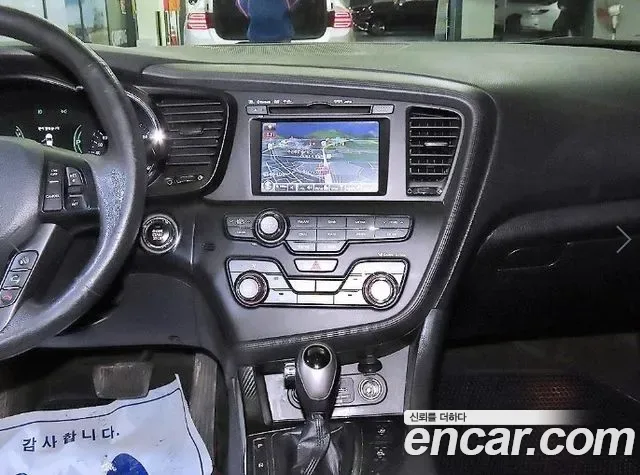 Kia K5 Hybrid, 2012 — фото 11