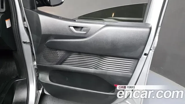 Hyundai Staria, 2025 — фото 24
