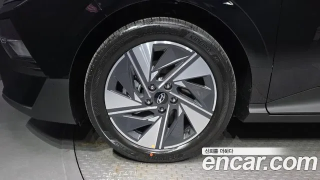 Hyundai Avante CN8, 2026 — фото 5