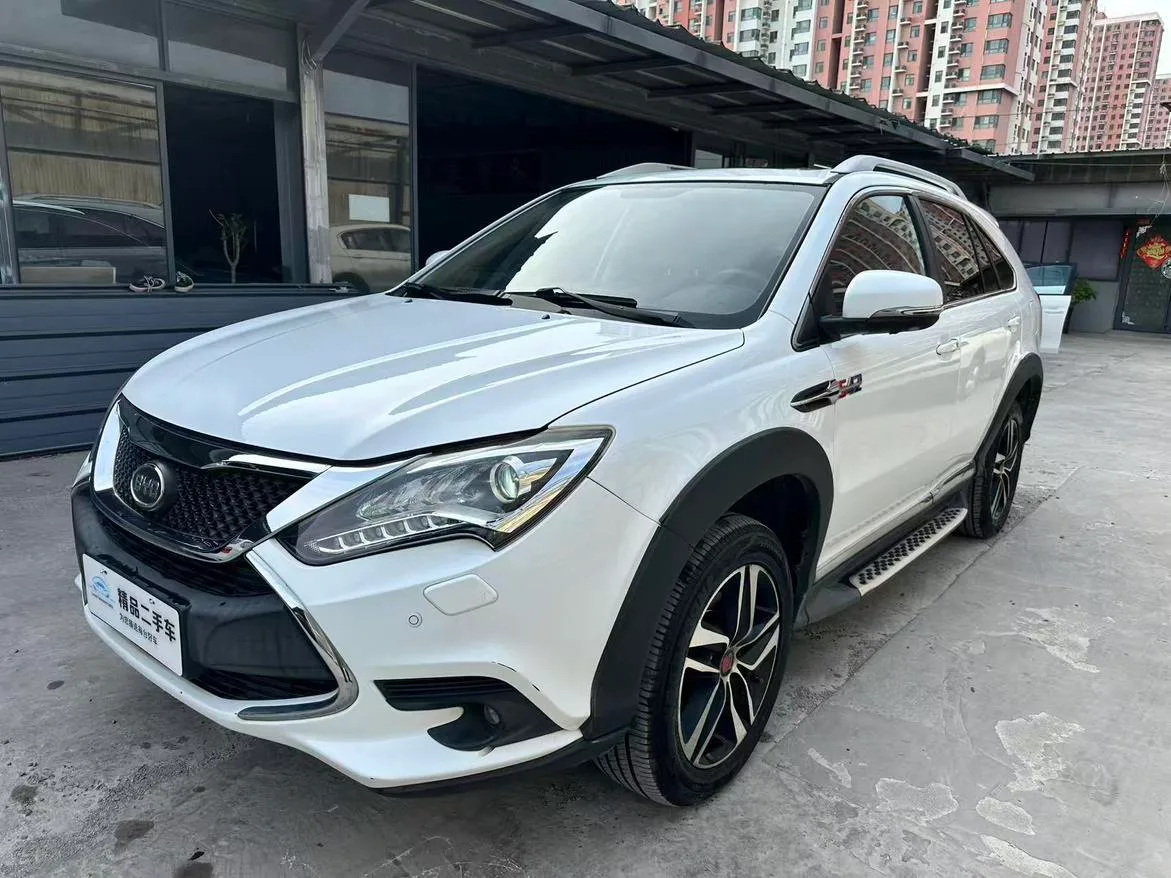BYD Tang DM