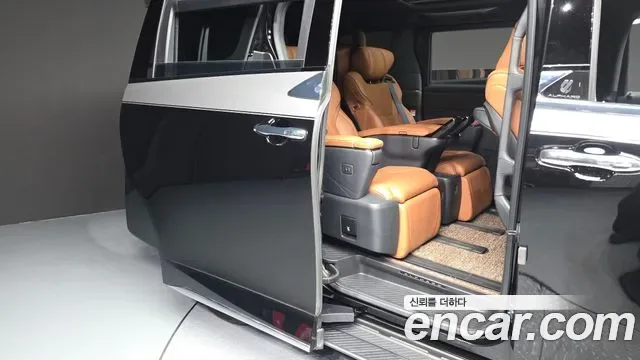 Toyota Alphard Alpad, 2025 — фото 12